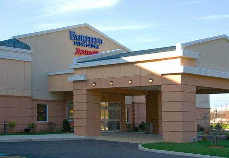 Fairfield Inn And Suites By Marriott Plainville Bagian luar foto