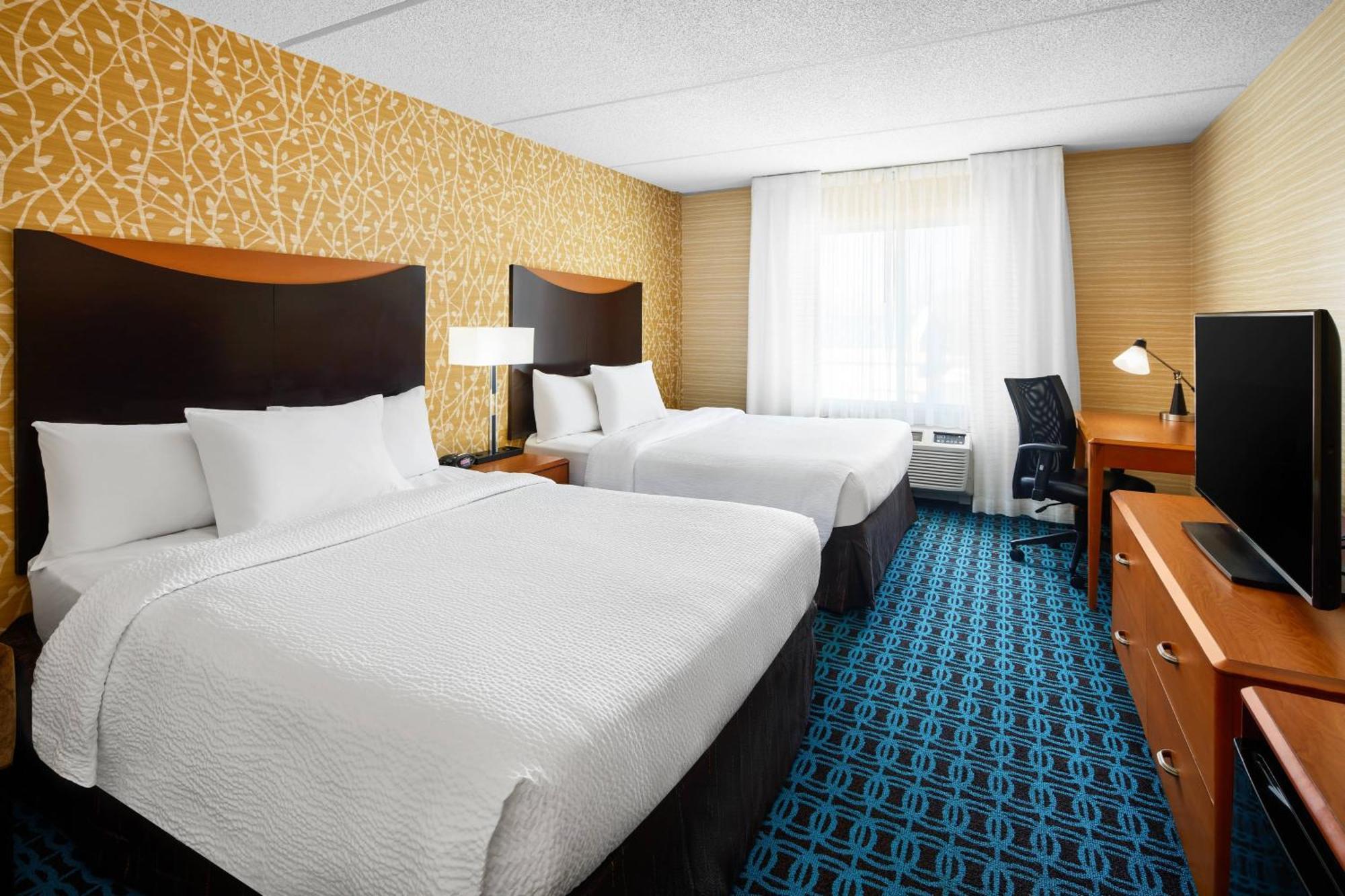 Fairfield Inn And Suites By Marriott Plainville Bagian luar foto